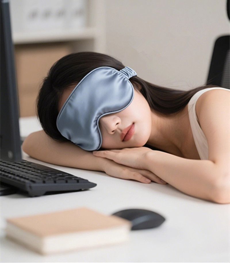 ผ้าปิดตาไหมสองด้าน ป้องกันแสง  - Eye Mask Sleep Travel บทวิจารณ์และราคา