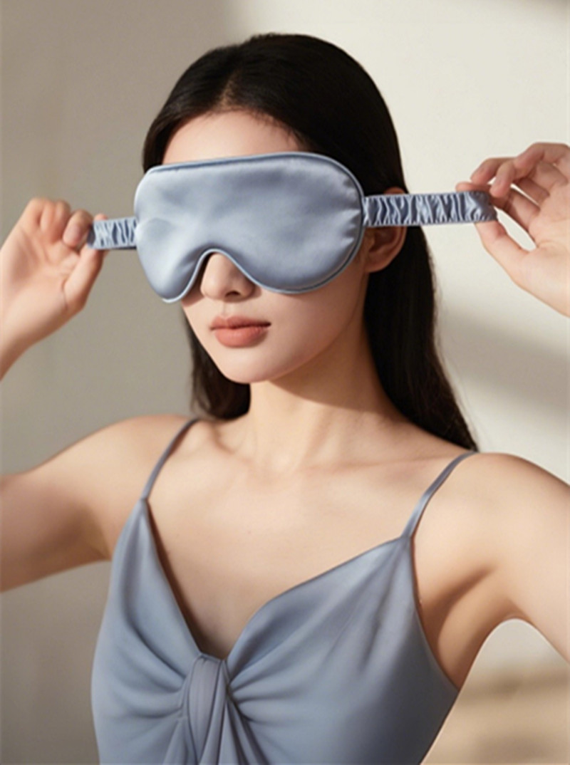 ผ้าปิดตาไหมสองด้าน ป้องกันแสง  - Eye Mask Sleep Travel บทวิจารณ์และราคา