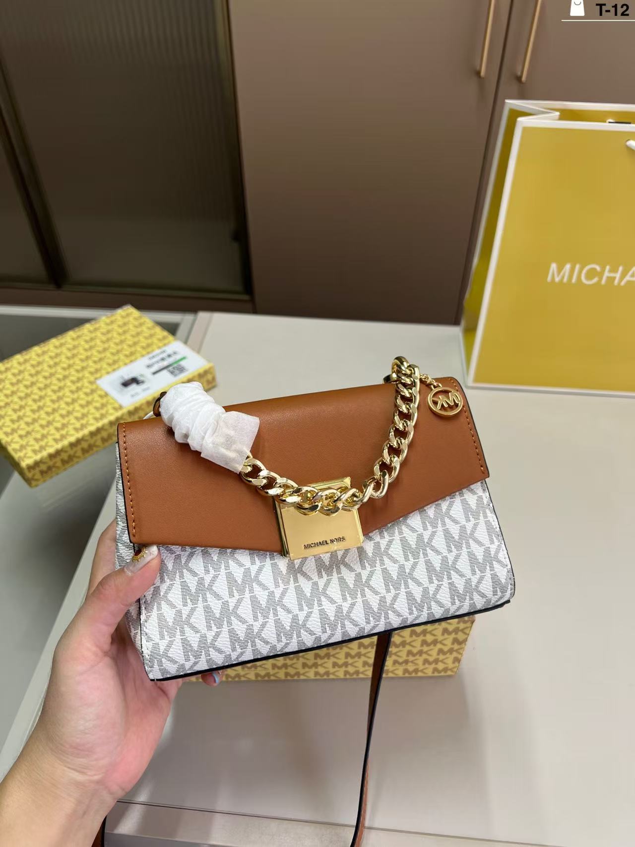กระเป๋าสะพายไหล่ดีไซน์หรูสำหรั - Travel Accessories Luxury Brands บทวิจารณ์และราคา