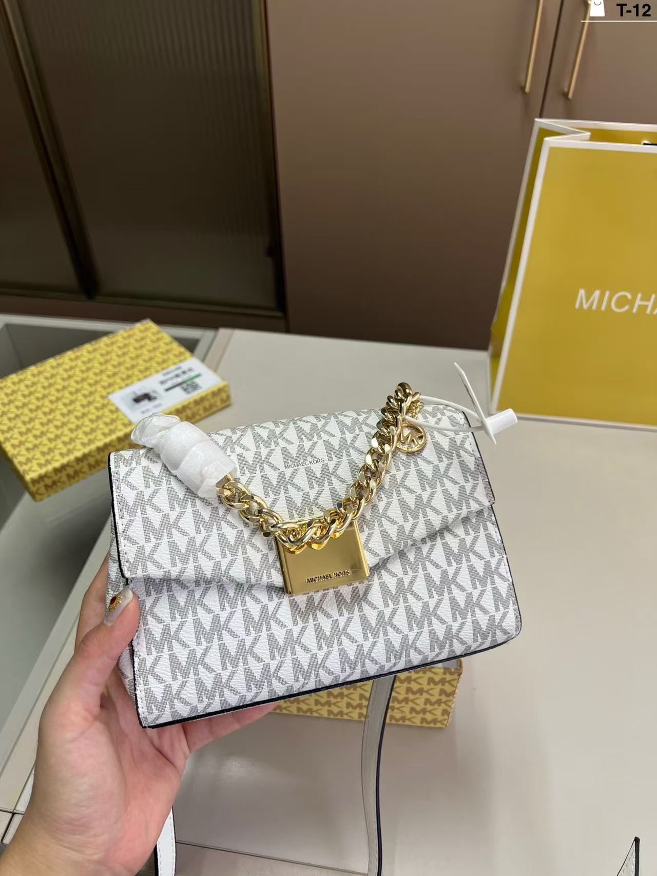 กระเป๋าสะพายไหล่ดีไซน์หรูสำหรั - Travel Accessories Luxury Brands บทวิจารณ์และราคา